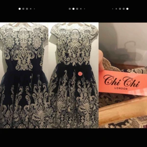  - Oanvänd klänning i storlek UK6 eller EU 34, men passar även S.