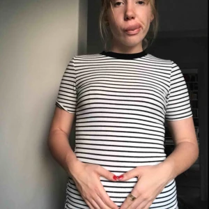  - En stretchklänning från hm som är najs att dra på för en bekväm, varm, solig dag. 