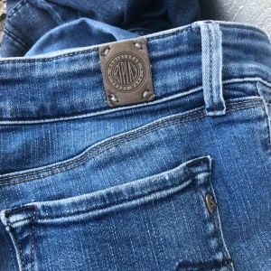  - Skitsnygga!! Bootcut jeans från Replay💙💙💙💙