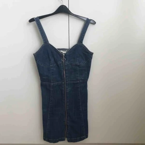  - En liten 38 som passar en 34/36! 