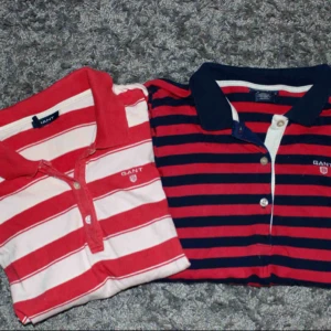  - Säljer 2 stycken pikétröjor från GANT. Båda är i storlek XS.   100 kr för båda + frakt.