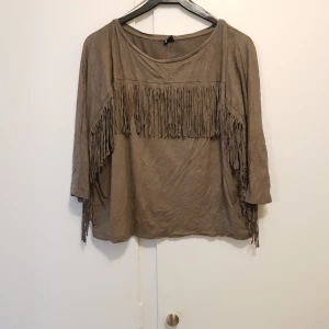  - Begagnat skick, höstig tröja 