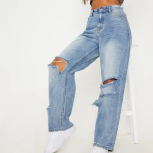  - HELT OANVÄNDA! säljer pga köpt i fel storlek och kan inte längre skicka tillbaka. Har brallorna i rätt storlek nu och älskar dem! Sköna och snygga! Frakten är inkluderad i priset ❤️ 