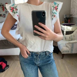  - En fin blus från Zara som ej är använd