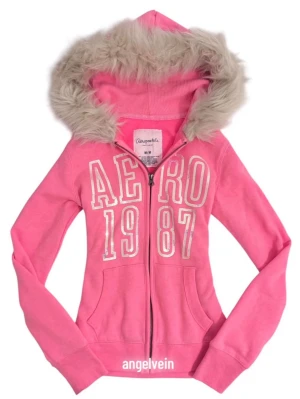 vintage pink aero fur trim zip up hoodie - magisk 2000s aero tröja från usa varm och mjuk original design 🪽nyskick och oanvänd 💕passar S -XS 