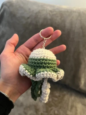 Virkad nyckelring  - Nyckelring💞