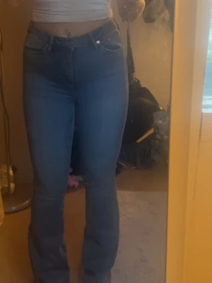 Blåa jeans - Jeans från lager 157🩷