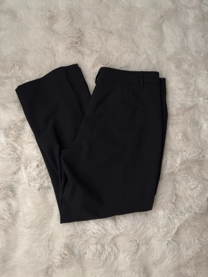 Bikbok kostymbyxor - Använd få ggr , Stl 44 Petite