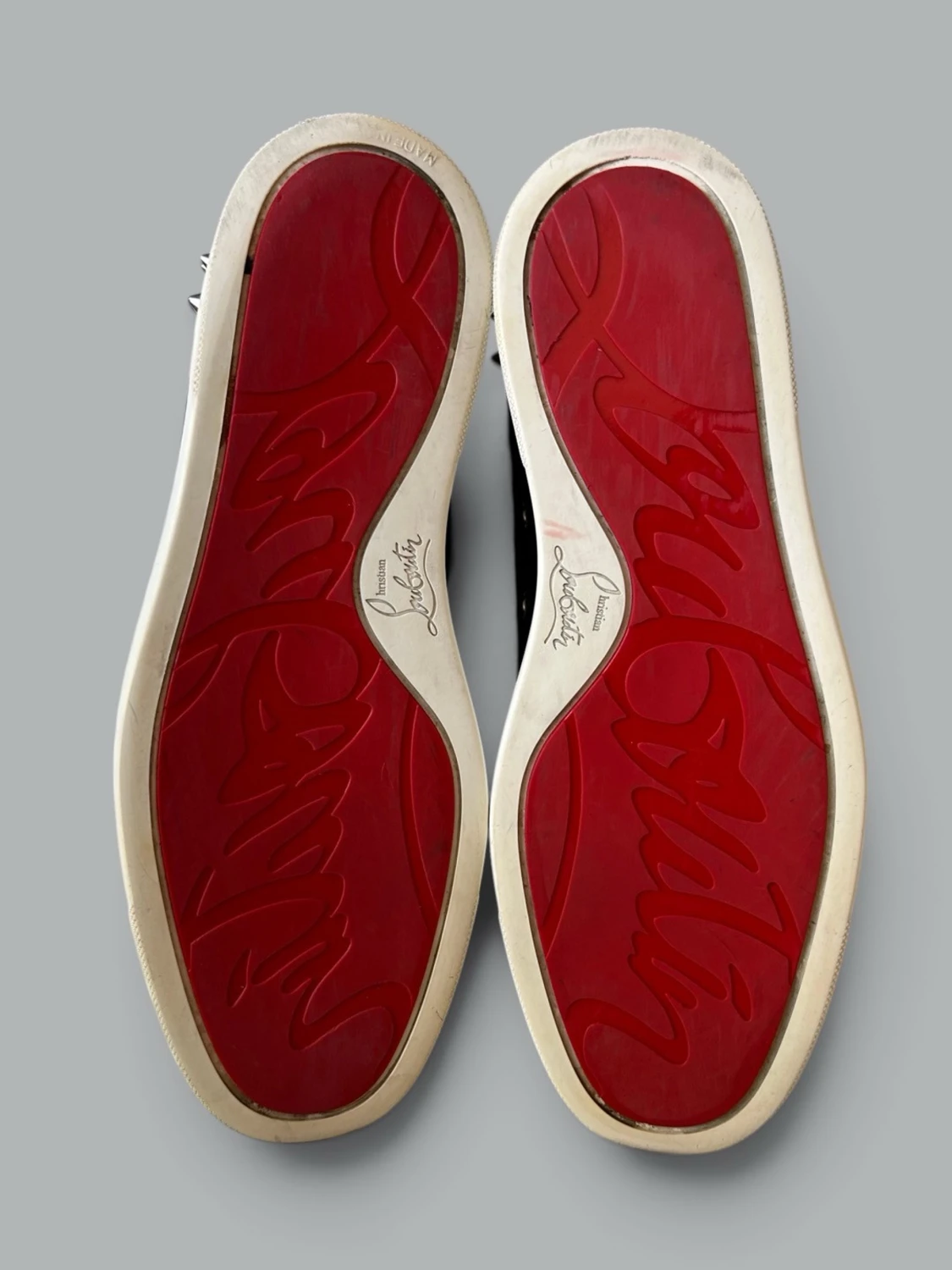 Louboutin Seavaste Skor I Svarta Mocka Silverfärgade Spikar - 5