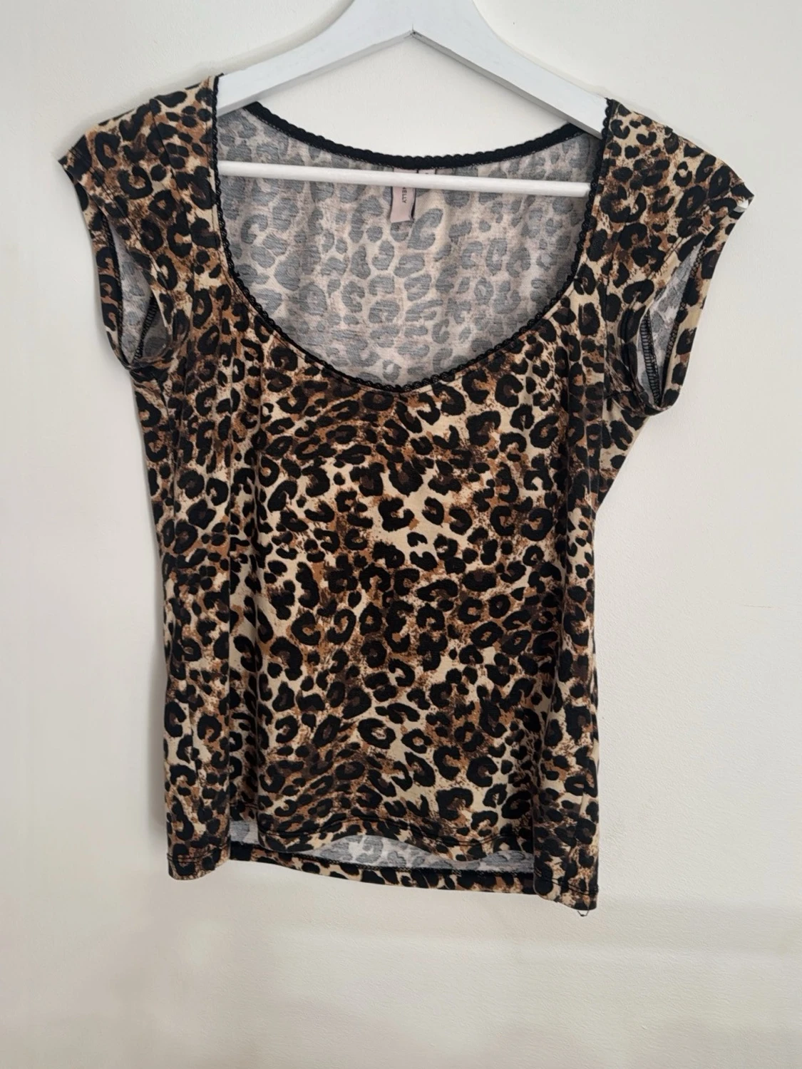Leopardmönstrad topp - 1