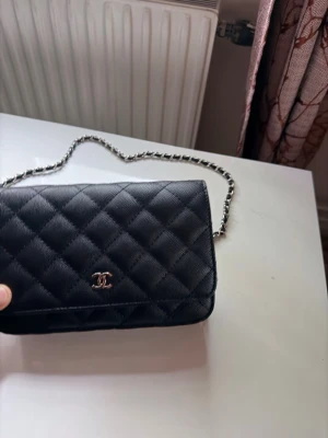 Chanel bag - Väldigt fin skick , fraktar samma dag som köp 