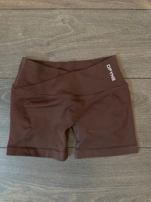 Dfyne shorts nya - Helt nya shorts från dfyne, aldrig använda! Strl s🩷