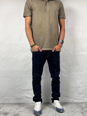 Replay jeans  - Ett par riktigt snygga jeans från Replay i storlek W29 L30 i modellen Anbbas 