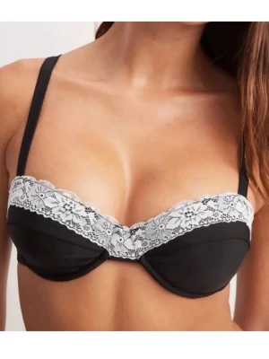 Bikini  - Bikini topp!! Helt ny & aldrig använd. 🖤🖤