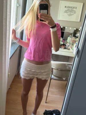 Rosa stickad Tshirt  - Superfin stickad Tshirt!! Använd endast 1 gång❣️