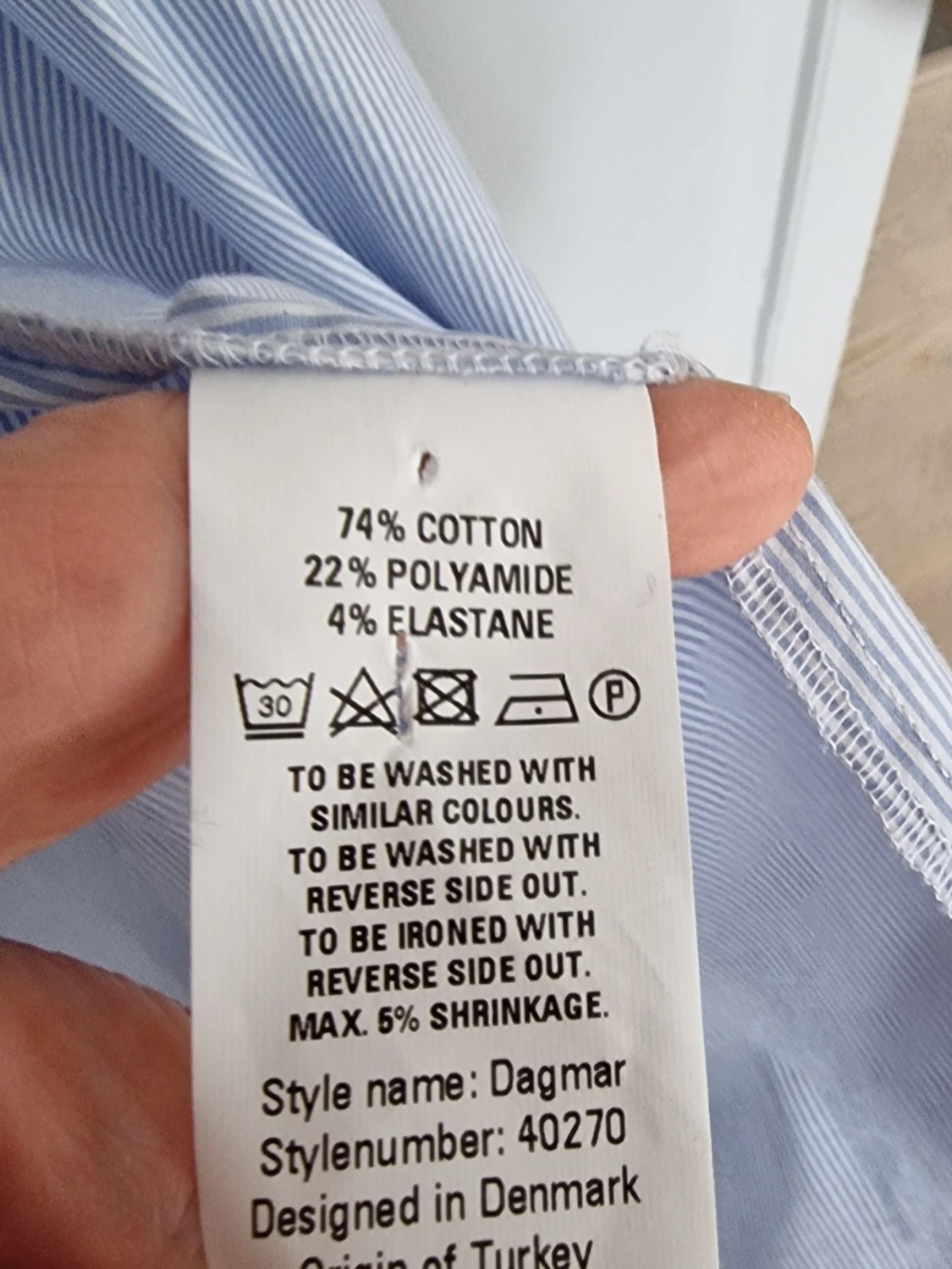 Blåvit blus  - 3