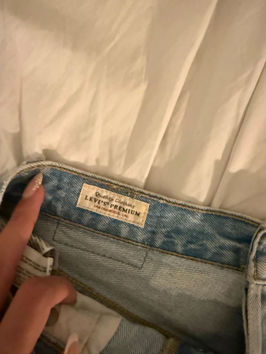 Ljusa jeansshorts från Levi's - 1