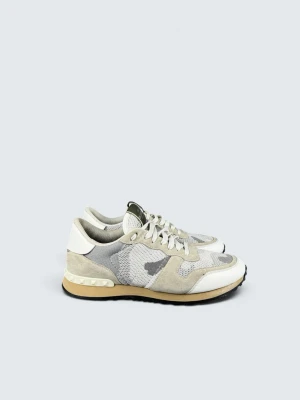 Valentino Rockrunner Sneaker - Skick: 9/10. | Ingår: endast skorna. | Nypris: +- 7000 SEK. 