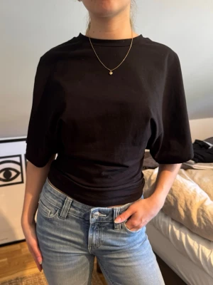 Nelly tshirt  - Jättefin,  använd en gång 