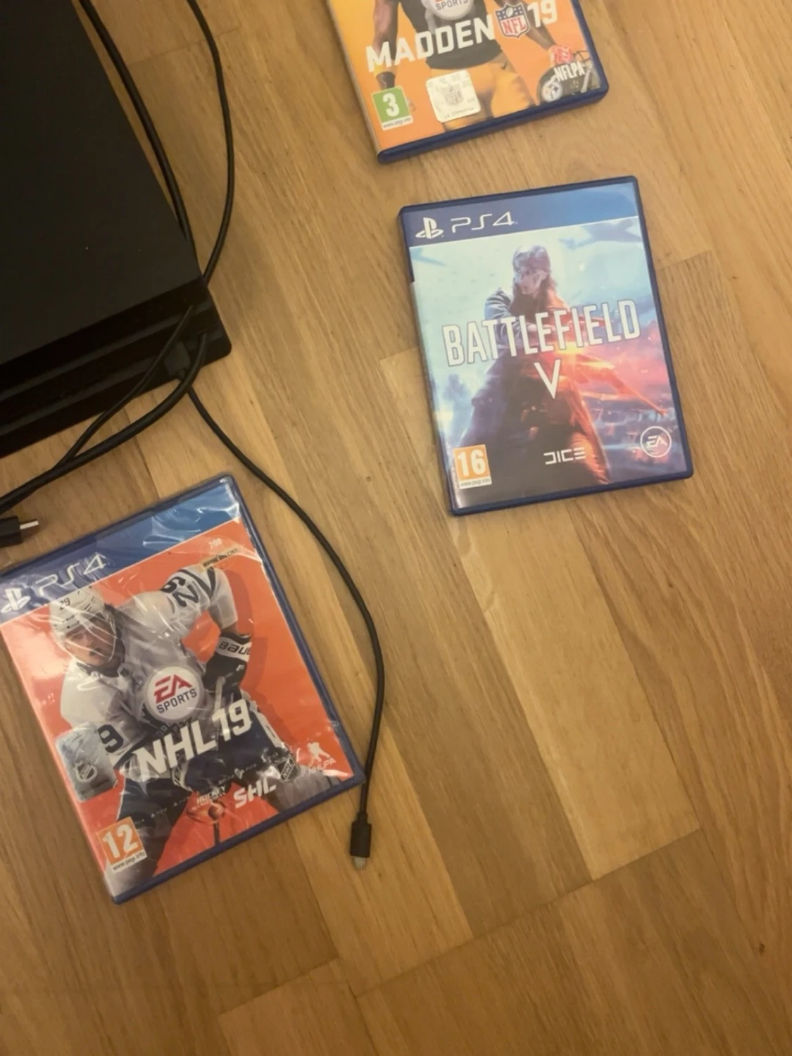 PlayStation 4 Pro med handkontroll - 2