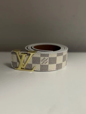 Lv bälte - Helt ny! Fraktar inom 24h, tryggt och säkert packat!