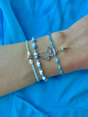 Pearl bracelets - ✨ 3 Handmade beaded bracelets ✨ Each bracelet is carefully handmade, making every piece unique. They are stretchy comfortable, and durable, designed to fit all wrist sizes perfectly. 💚  I offer bundle discounts if you buy multiple items. Check out my profile for more bracelet kits and designs available!  Perfect as a gift or to treat yourself 💫