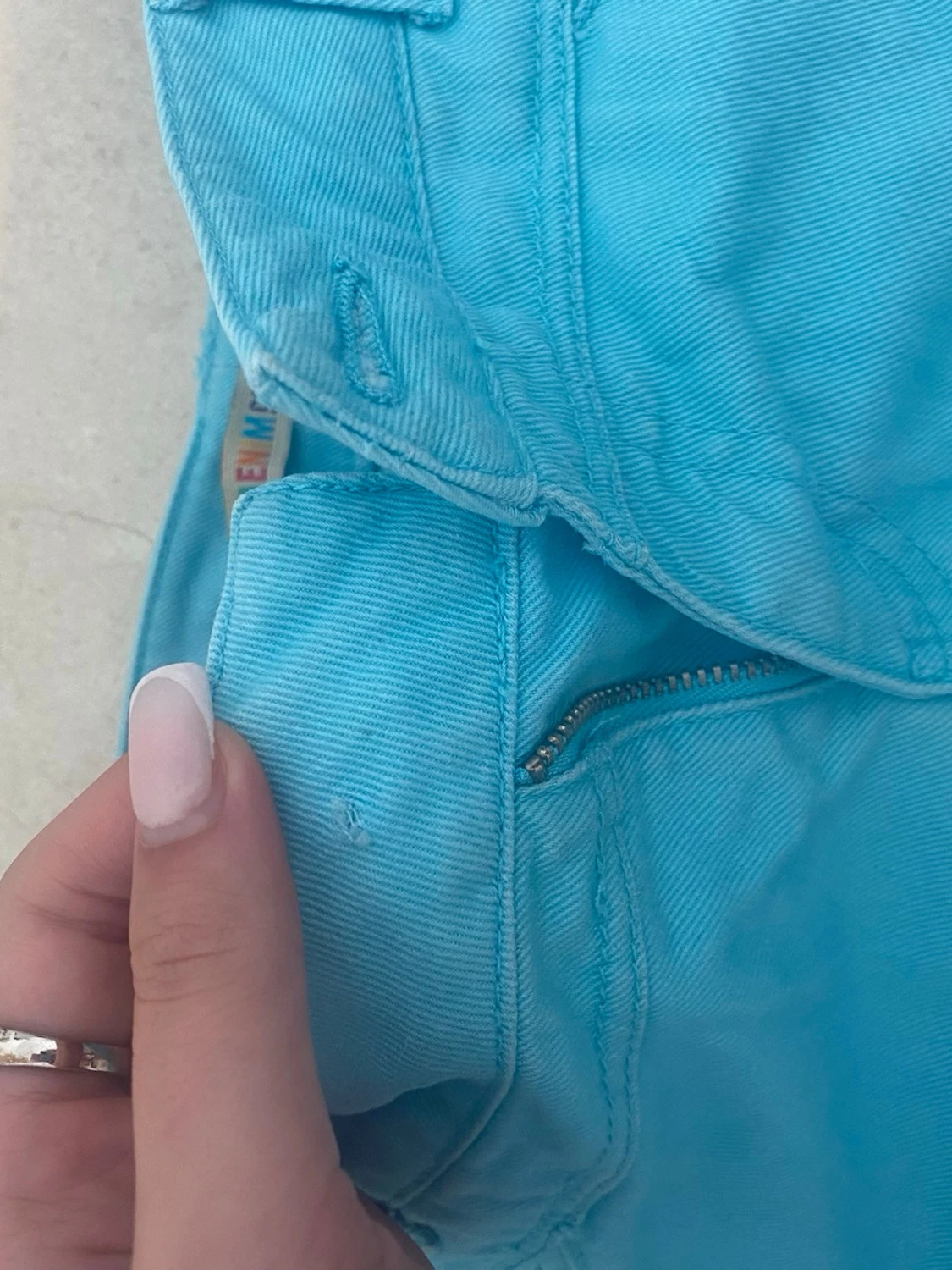 Turkos kortkjol med fickor - 2