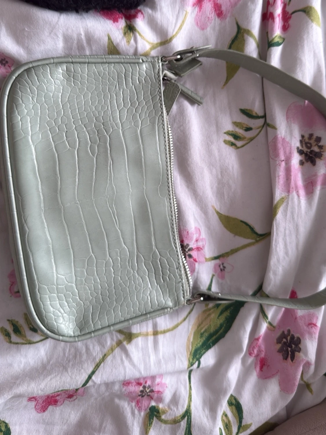 Olika handväskor (150kr för alla, priser separat står i beskrivningen) - 3