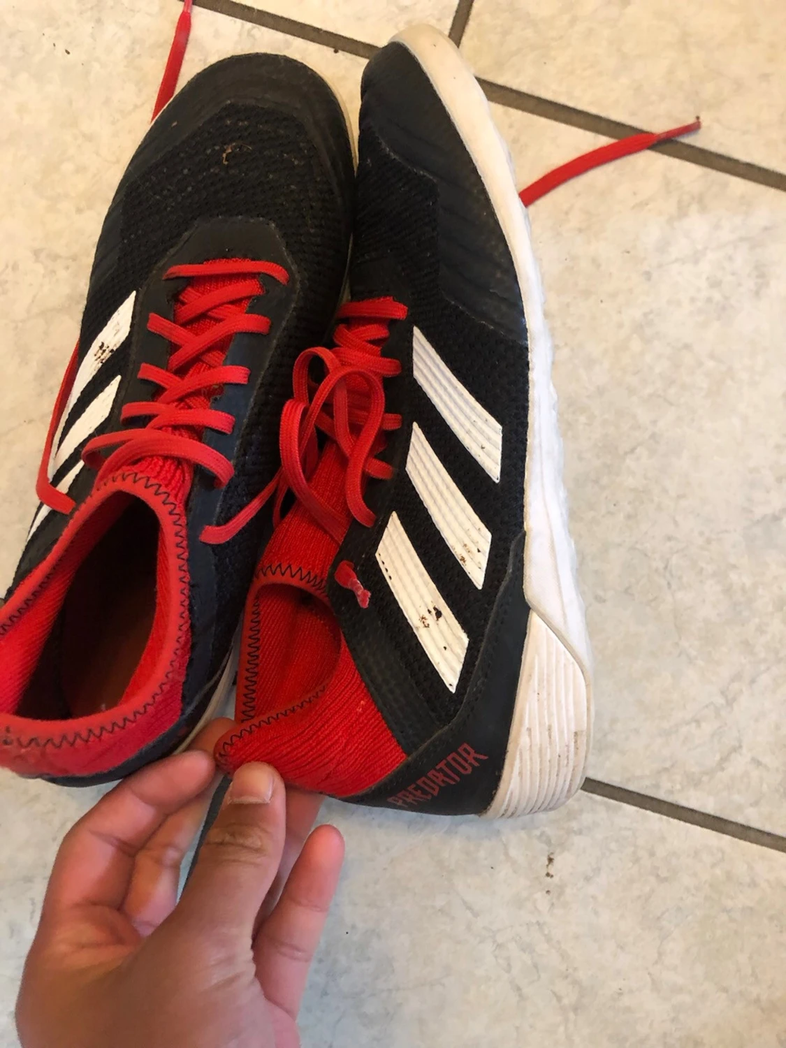 Adidas Predator svart/röd sneakers - 1