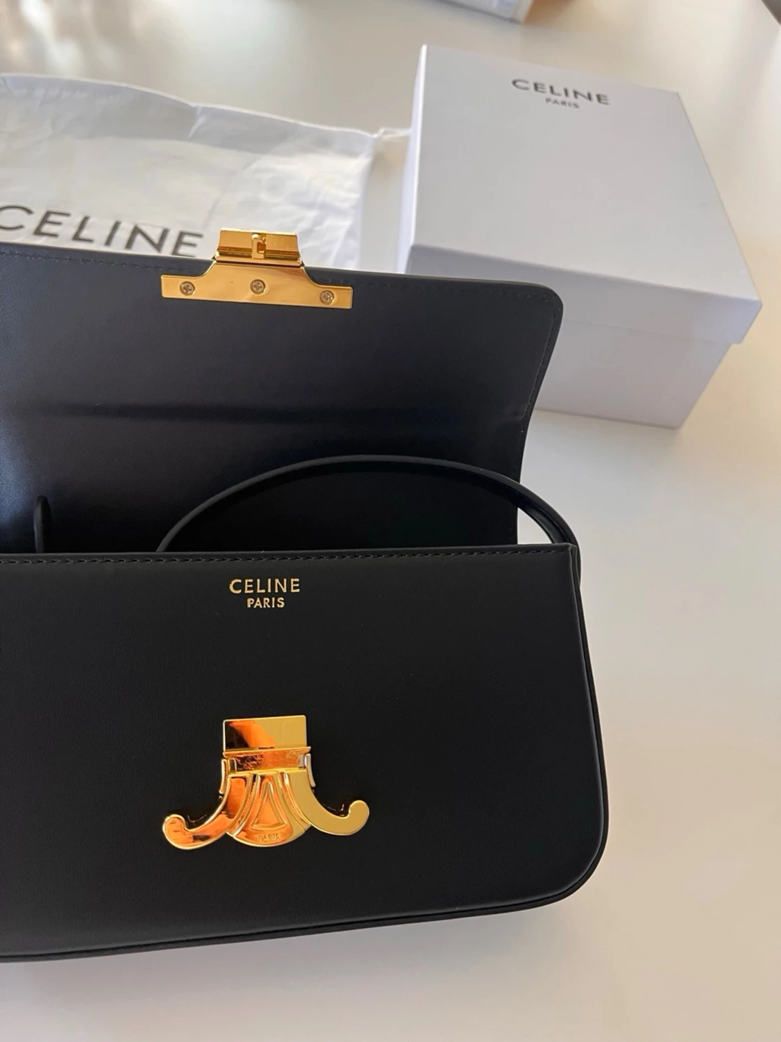 Svart Triomphe handväska från Celine - 1