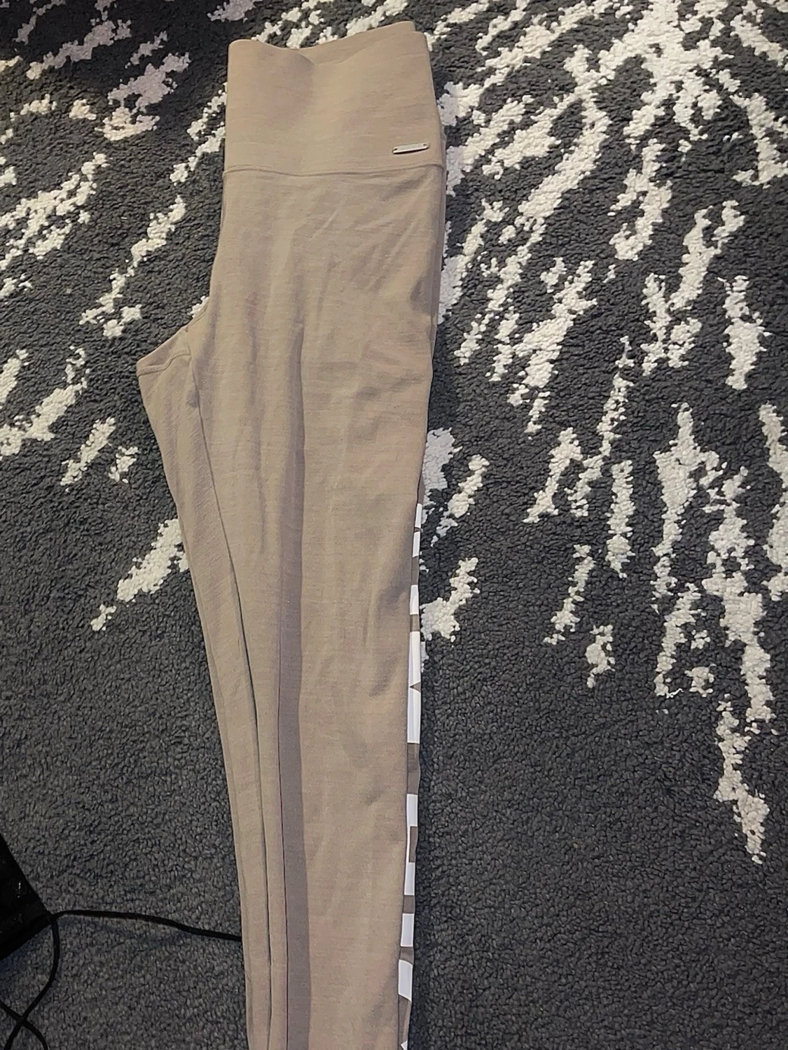 Beige leggings från Aim'n - 1