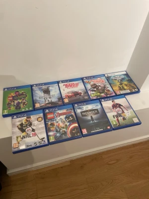 ps4/ps5 spel - Alla spela är använda men fungerar utmärkt. Pris kan diskuteras. 