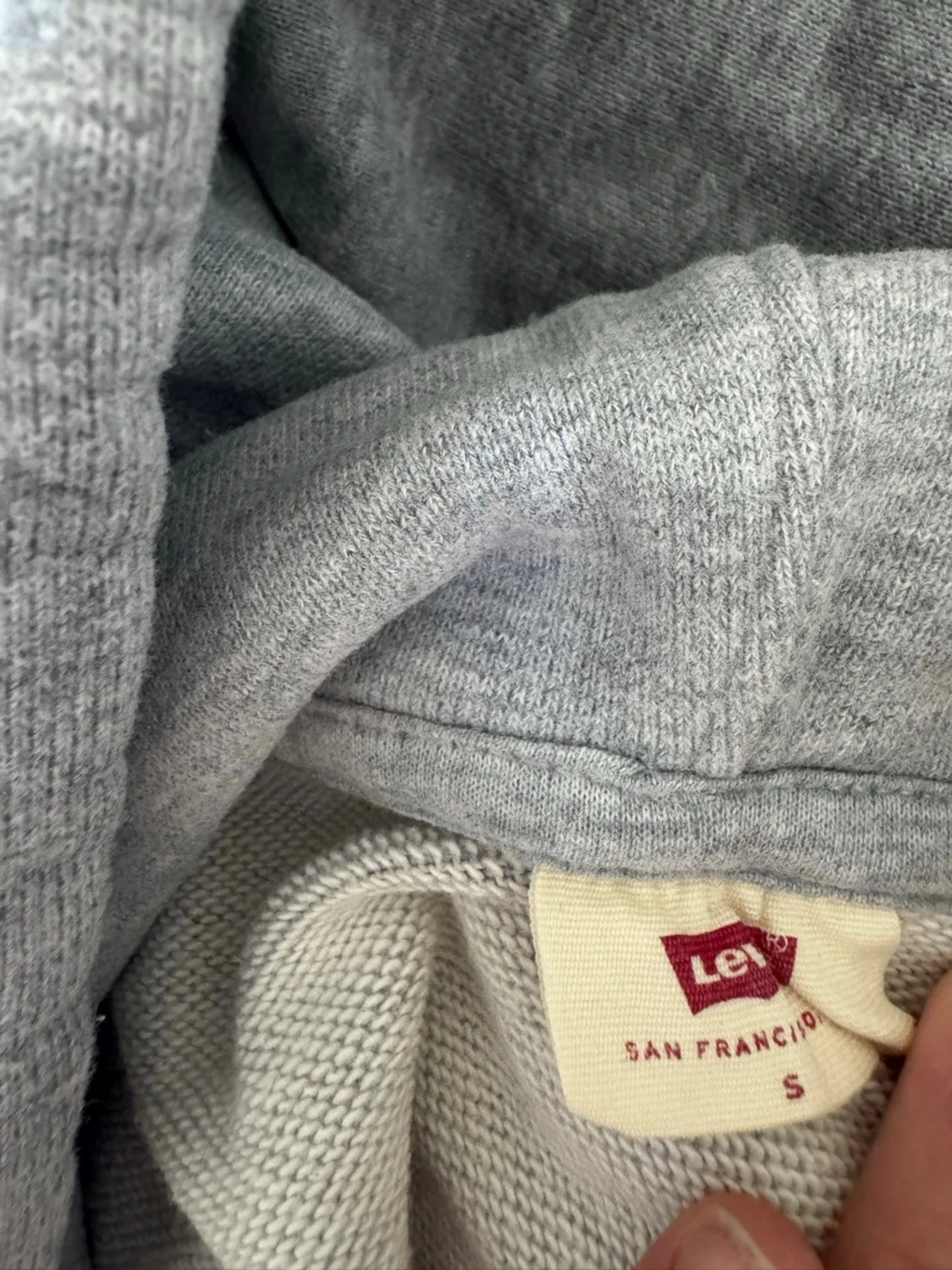 Grå Levi's hoodie - 3