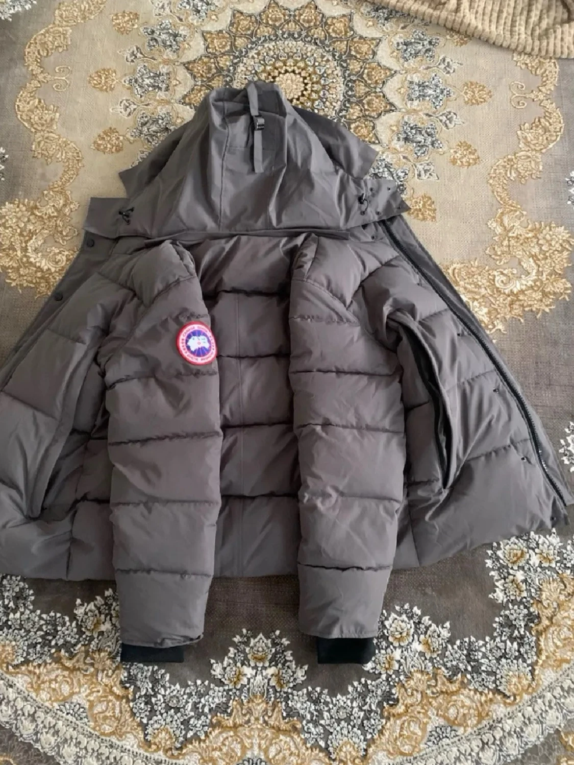 Mörkgrå dunjacka från Canada Goose - 2