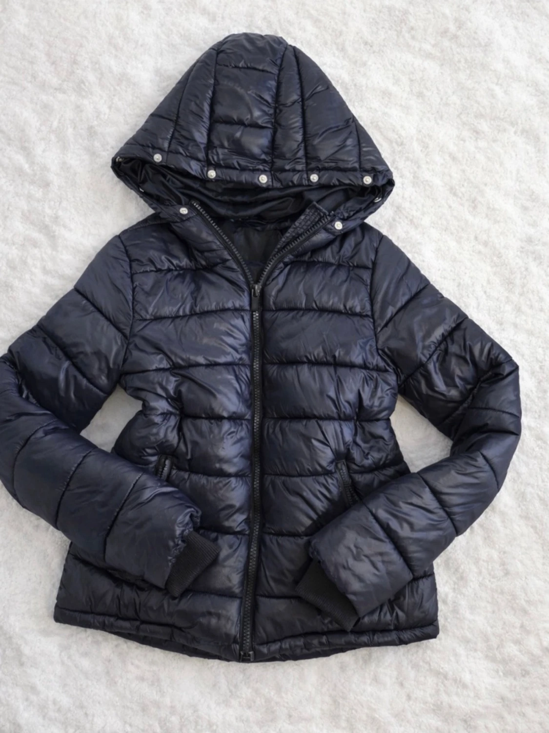 Svart pufferjacka från DeFacto