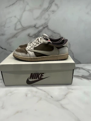 Nike x Travis Scott Air Jordan 1 Low - Billigare vid smidig o snabb affär