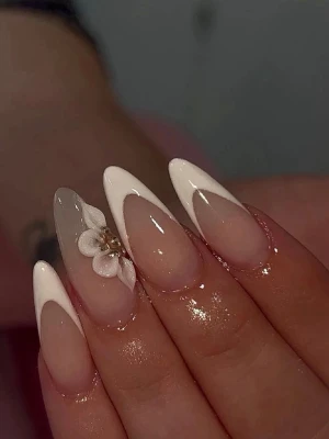 Handgjorda lösnaglar💖 - Cute almond white tip nails