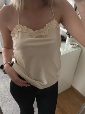 Fest topp - Så snygg topp! Aldrig använd❣️❣️