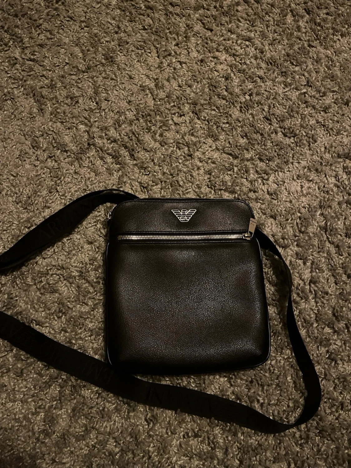 Svart axelväska från Emporio Armani - 1