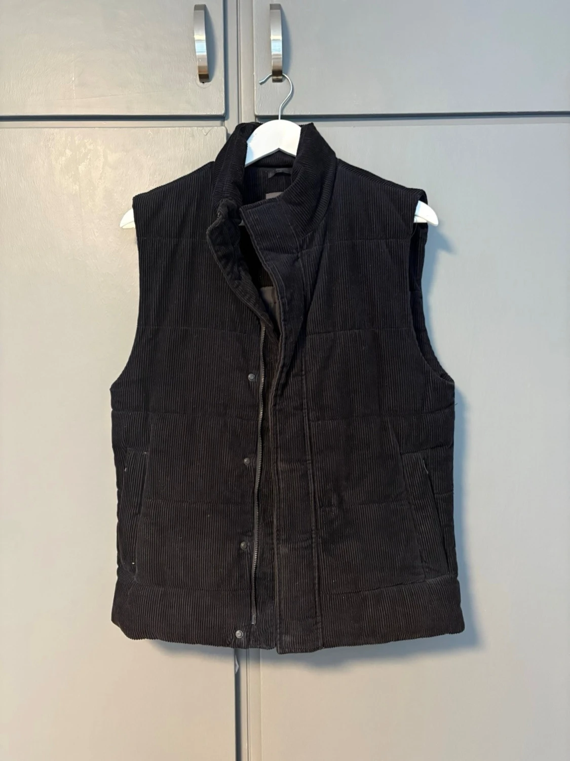 Mötkblå manchesterväst