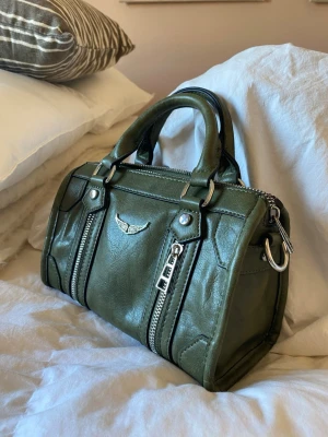 Zadig väska - Zadig liknande väska! Skriv vid frågor eller funderingar!💗