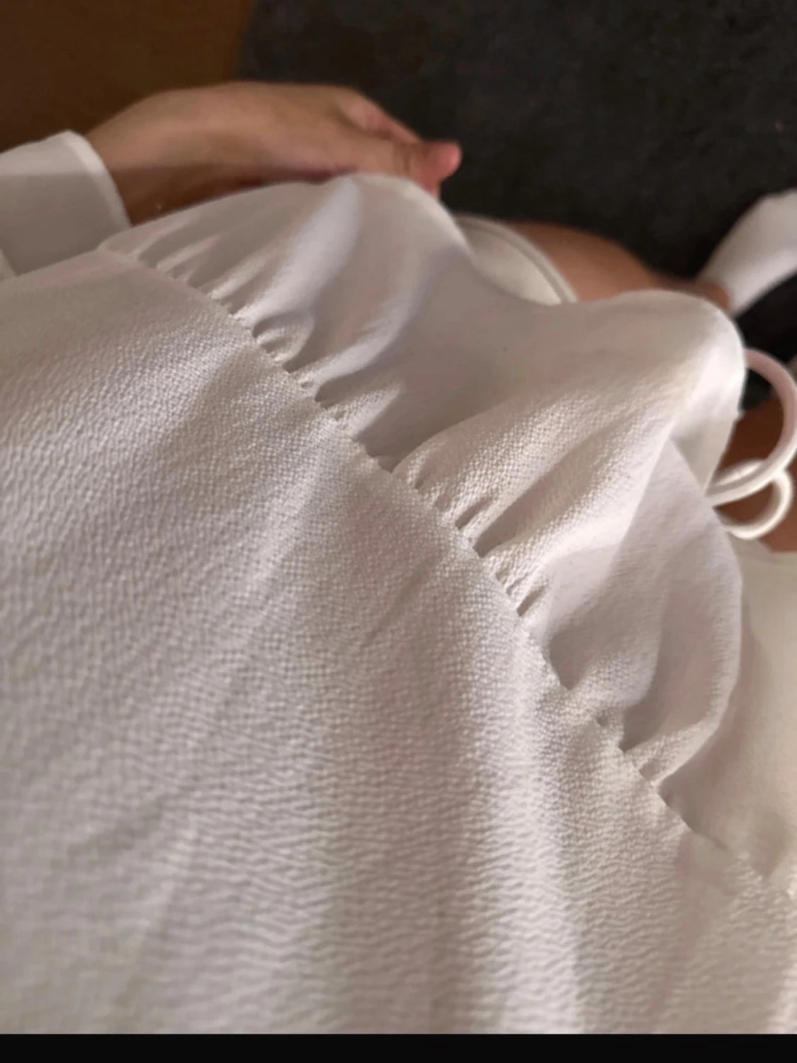 Vit volangblus med vida ärmar - 1