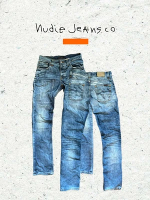 Nudie Jeans - Väldigt feta Nudie Jeans med helt sjuk tvätt. Modellen är Grim Tim. De är slim fit i storlek W30 L32. Det är bara att höra av dig vid frågor och svarar på nolltid.