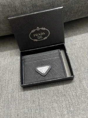 Korthållare, 2 FÖR 300‼️ - P korthållare med ask, KÖP 2 FÖR 300‼️‼️‼️‼️‼️ köp fler få större rabbat