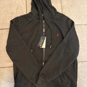 Svart Ralph Lauren kofta - Helt ny