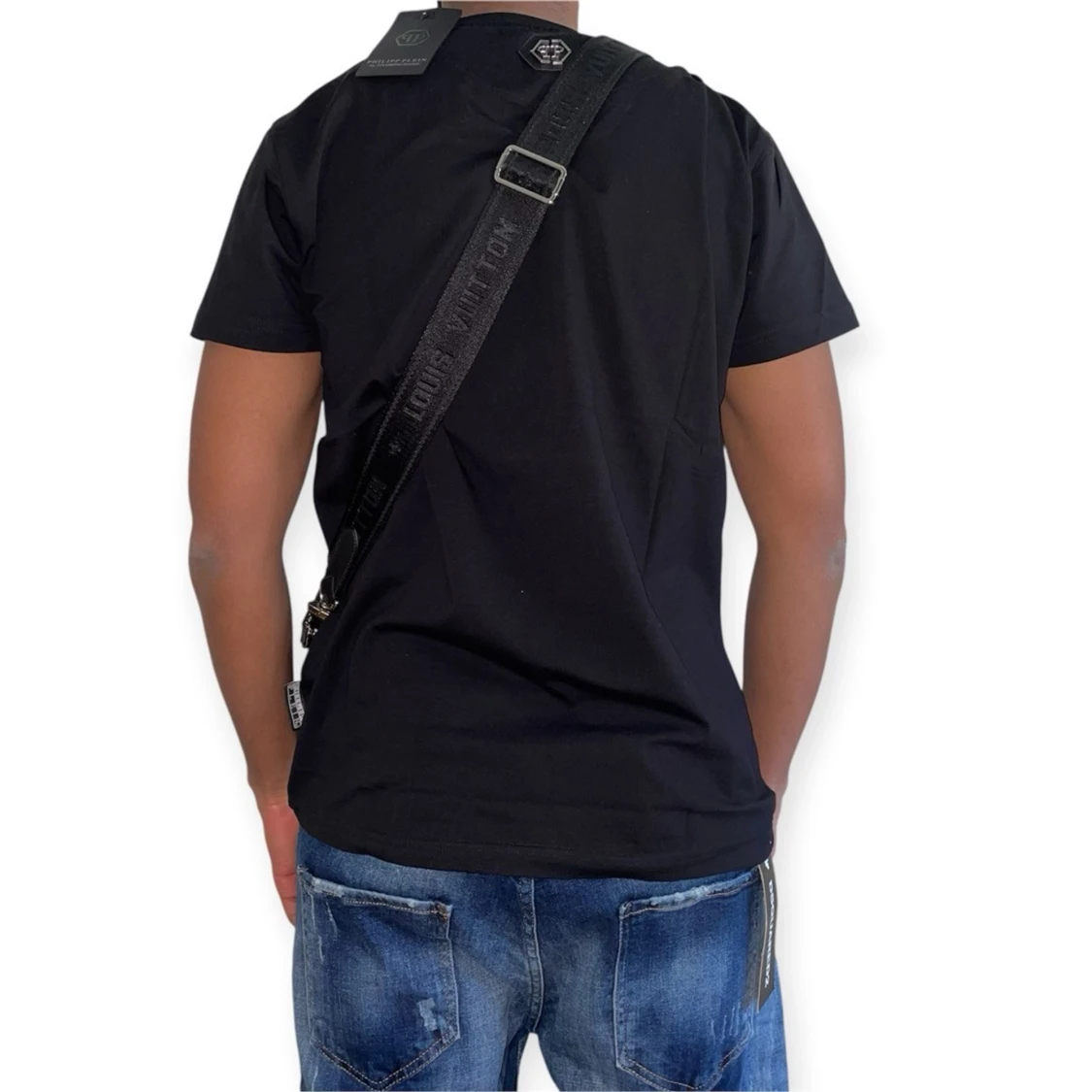 L.V Messenger Trio Bag - 2