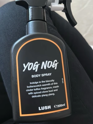 Limited edition Yog Nog body spray  - Knappt använd då jag inte tyckte doften passade mig så bra och har andra jag gillar bättre.