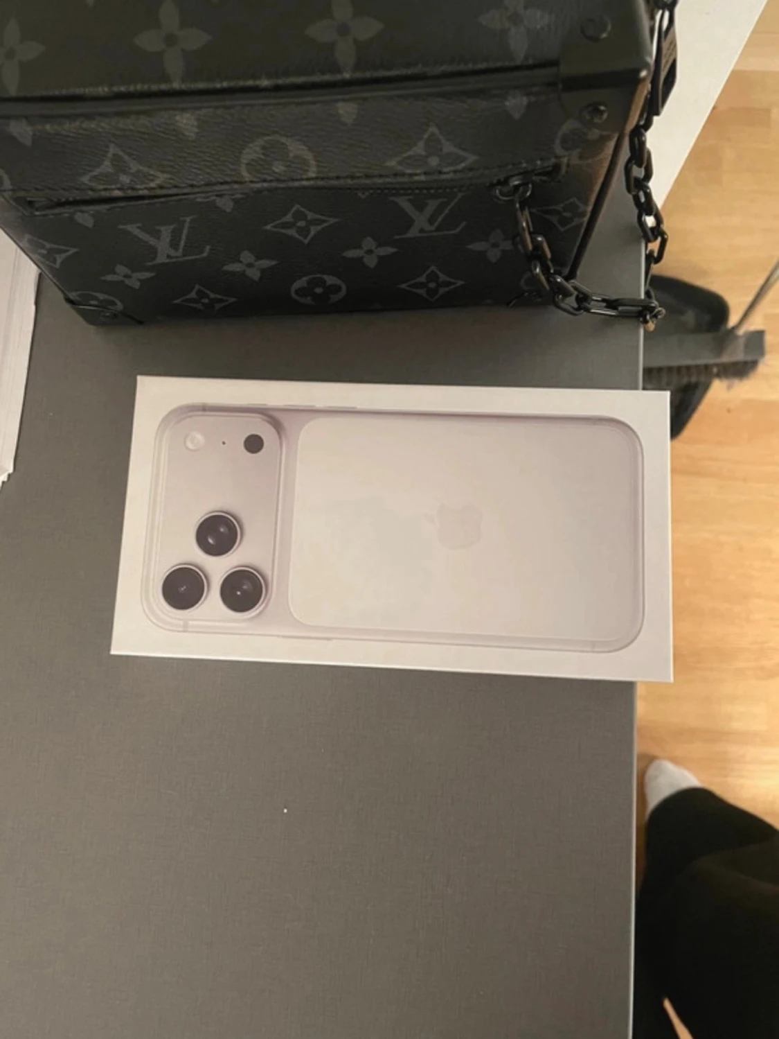 iPhone 17 Pro Max 1TB - 2