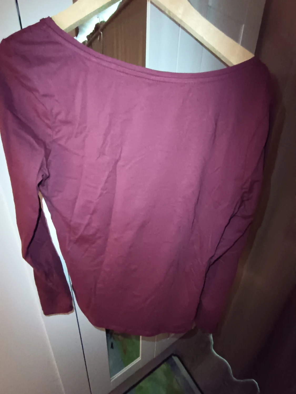 Mörkröd långärmad topp från 157 - 1