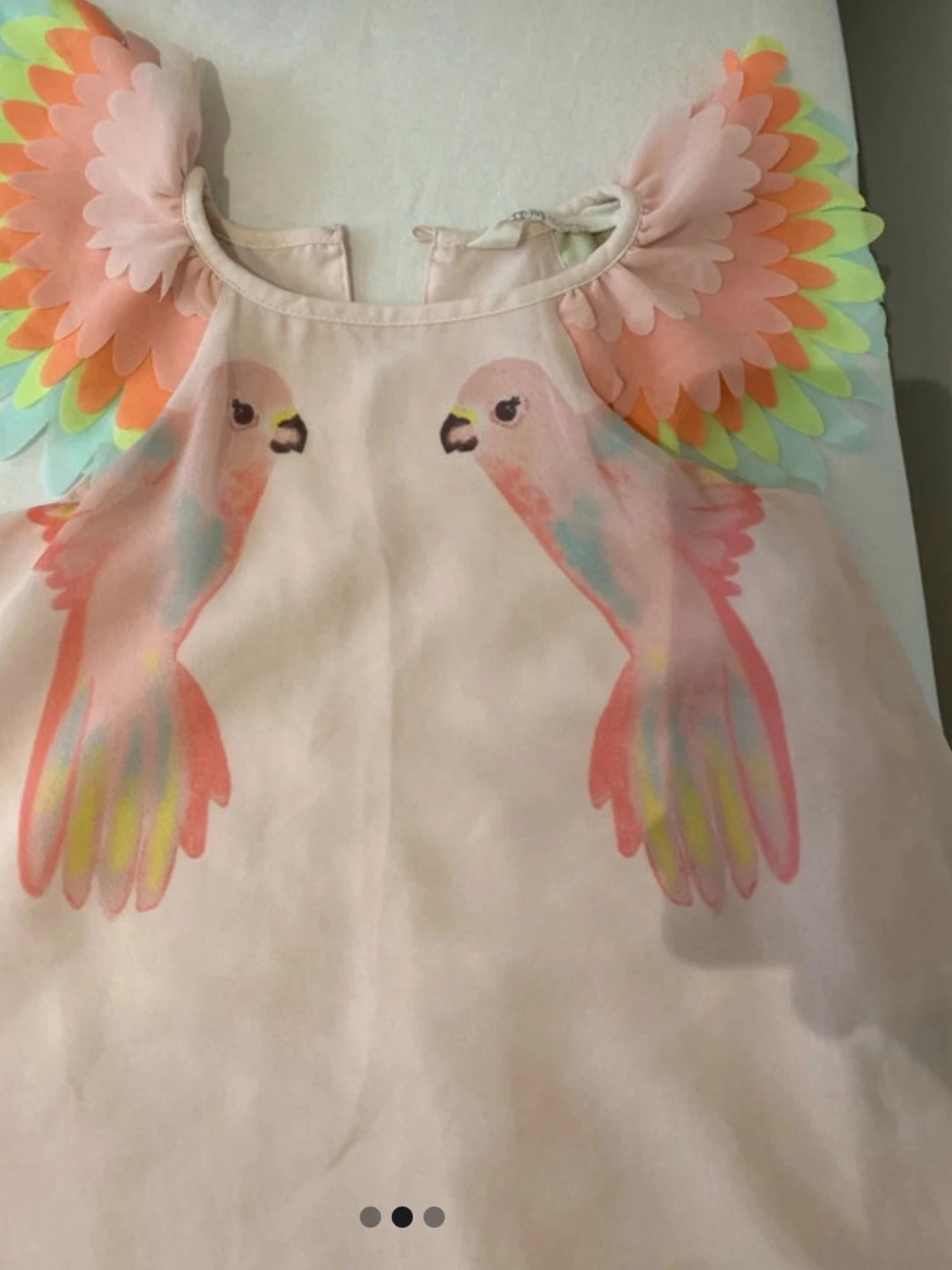 Pastellrosa klänning med papegojor - 1